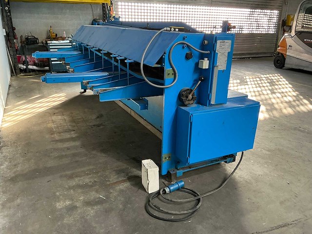 Lvd - mv 3100x3.5mm - guillotine shears - 1974 - afbeelding 10 van  14