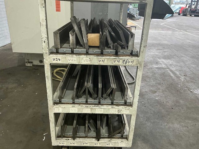 Lvd - ppeb 80/20 cad-cnc - cnc press brake - 1998 - afbeelding 2 van  12