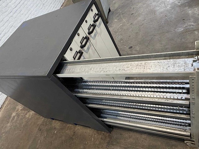 Lvd - press-brake cabinet - storage cabinet - afbeelding 3 van  7