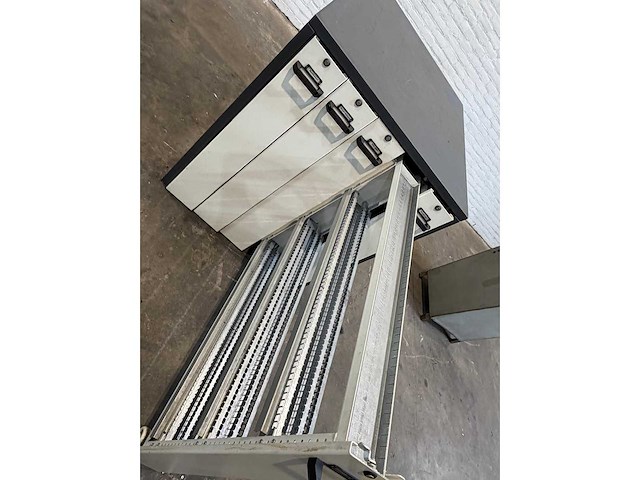 Lvd - press-brake cabinet - storage cabinet - afbeelding 6 van  7