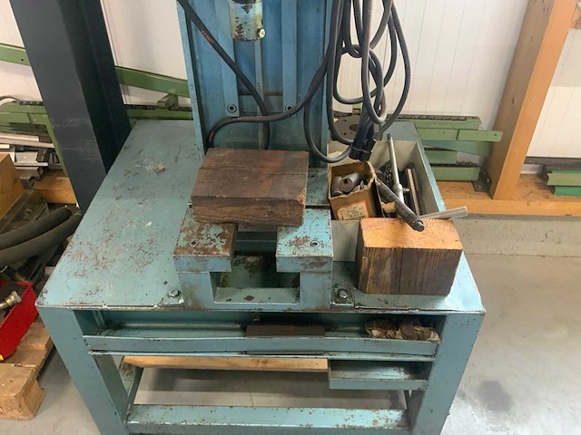 Lvd emc c-frame pers - afbeelding 1 van  5
