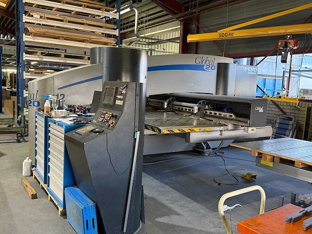 Lvd strippit - global 20 fanuc - punch nibbling machines - afbeelding 1 van  12