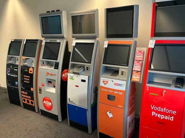 Lyca mobile zelfservice kiosk - afbeelding 1 van  8