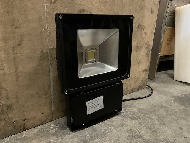 Lycalux led spotlicht - ongebruikt - afbeelding 1 van  4