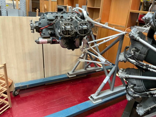 Lycoming vliegtuigmotor - afbeelding 9 van  16