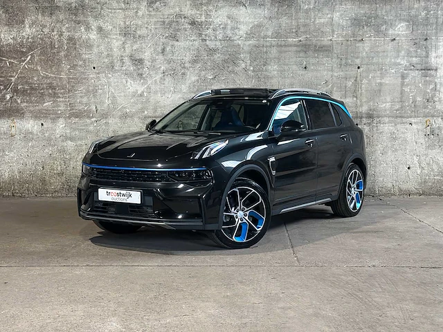 Lynk & co - 01 - phev 7dcth 132kw - afbeelding 1 van  50