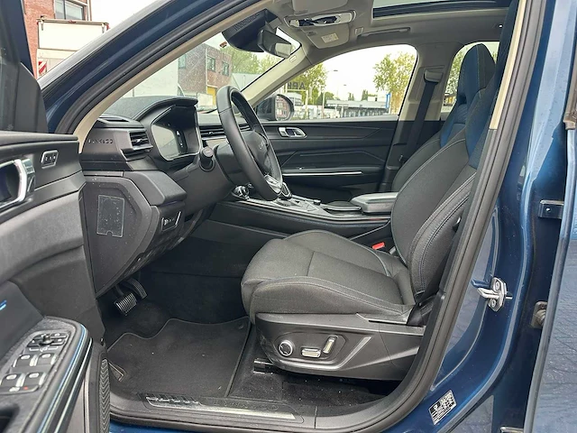 Lynk & co - 2022 - 01 - 1.5 - automaat - personenauto - afbeelding 10 van  33