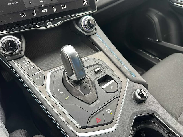 Lynk & co - 2022 - 01 - 1.5 - automaat - personenauto - afbeelding 15 van  33