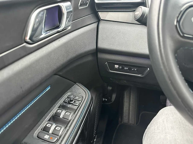 Lynk & co - 2022 - 01 - 1.5 - automaat - personenauto - afbeelding 16 van  33