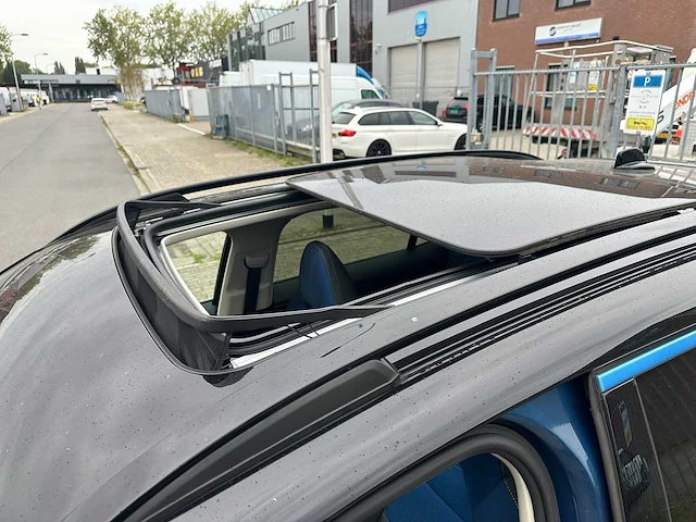Lynk & co - 2022 - 01 - 1.5 - automaat - personenauto - afbeelding 28 van  33