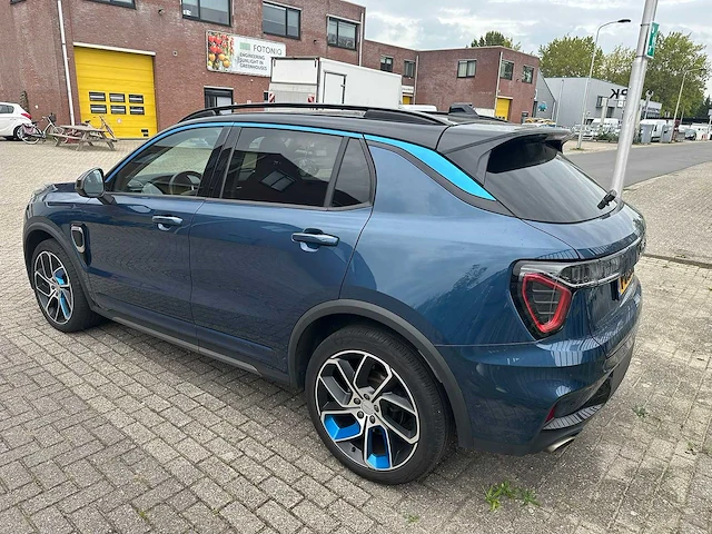 Lynk & co - 2022 - 01 - 1.5 - automaat - personenauto - afbeelding 3 van  33