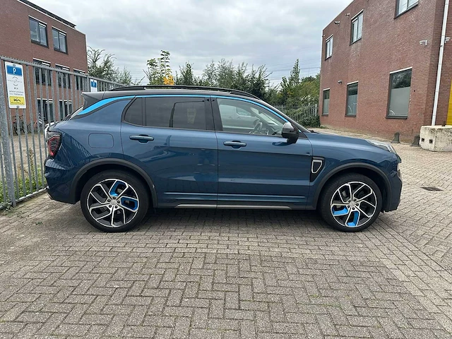 Lynk & co - 2022 - 01 - 1.5 - automaat - personenauto - afbeelding 6 van  33