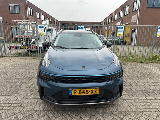 Lynk & co - 2022 - 01 - 1.5 - automaat - personenauto - afbeelding 8 van  33
