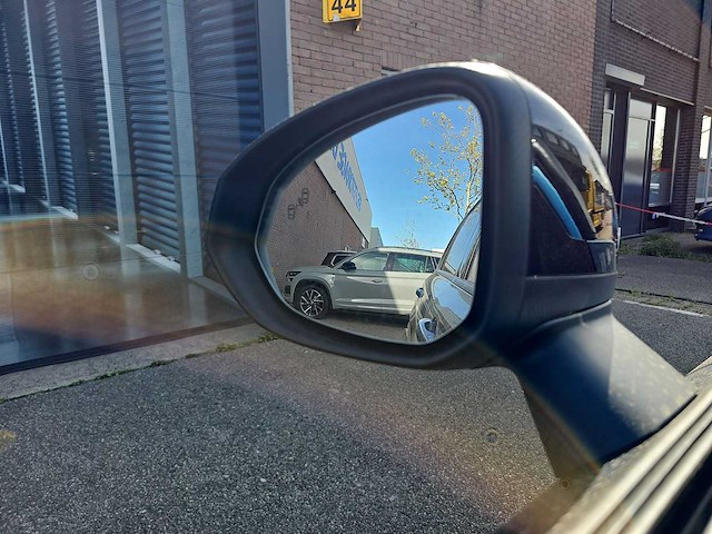 Lynk & co 01 1.5 2022 | p-805-dj i - afbeelding 10 van  31