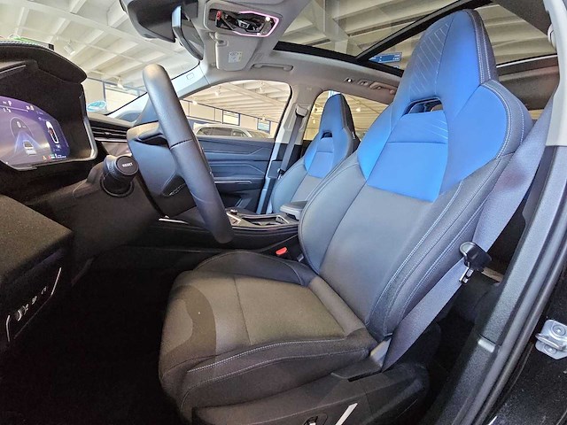 Lynk & co 01 1.5 2023 | s-358-sl i - afbeelding 17 van  31