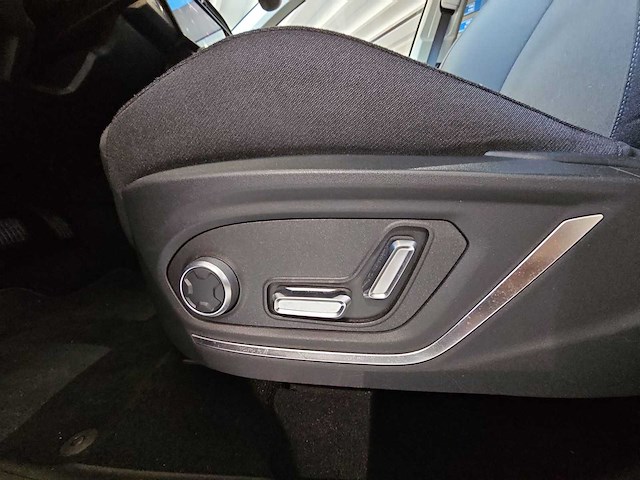 Lynk & co 01 1.5 2023 | s-358-sl i - afbeelding 30 van  31