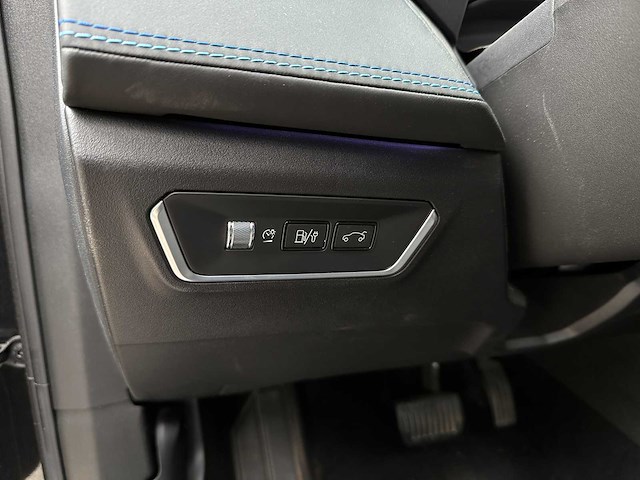 Lynk & co 01 phev 7dcth 132kw 261pk 2023 - afbeelding 3 van  21