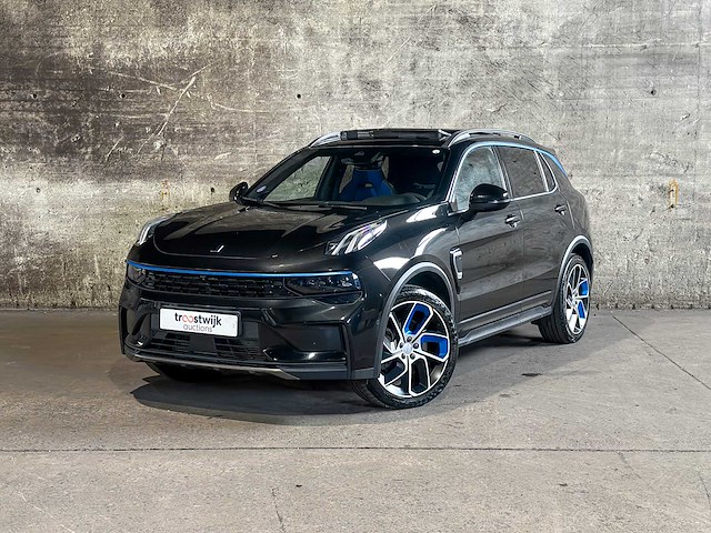 Lynk & co 01 phev 7dcth 132kw 261pk 2023 - afbeelding 1 van  50