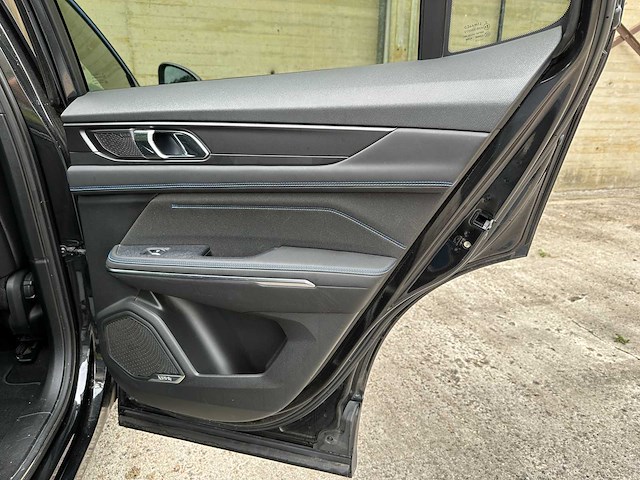 Lynk & co 01 phev 7dcth 132kw 261pk 2023 - afbeelding 38 van  50