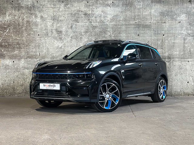 Lynk & co 01 phev 7dcth 132kw 261pk 2023 - afbeelding 1 van  40