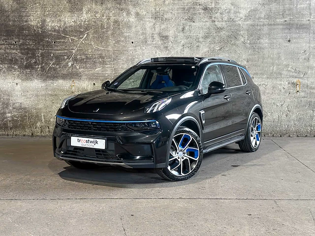 Lynk & co 01 phev 7dcth 132kw 261pk 2023 - afbeelding 1 van  50