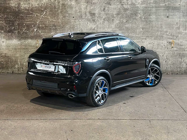 Lynk & co 01 phev 7dcth 132kw 261pk 2023 - afbeelding 2 van  50