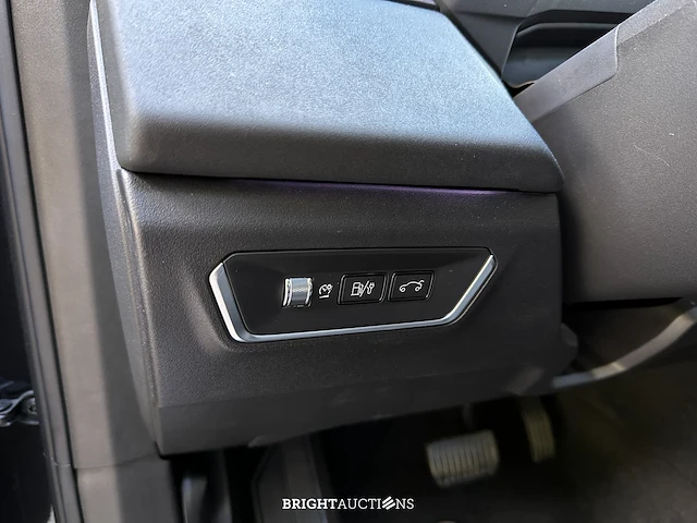 Lynk & co 01 phev 7dcth 132kw 261pk 2023 - afbeelding 13 van  52