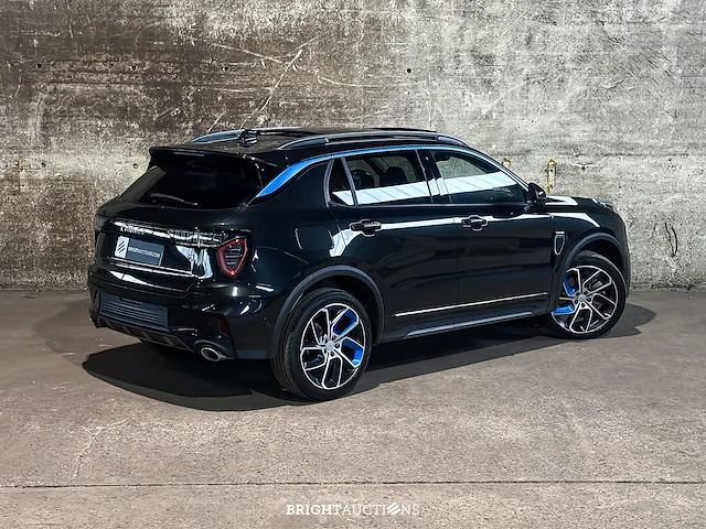 Lynk & co 01 phev 7dcth 132kw 261pk 2023 - afbeelding 4 van  44