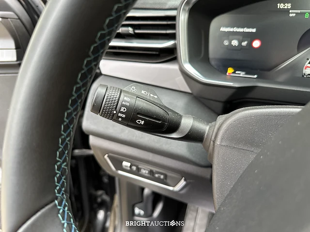 Lynk & co 01 phev 7dcth 132kw 261pk 2023 - afbeelding 17 van  44