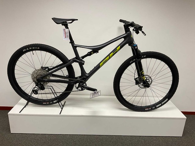 Lynx racer rc carbon downhill mountainbike - afbeelding 1 van  7