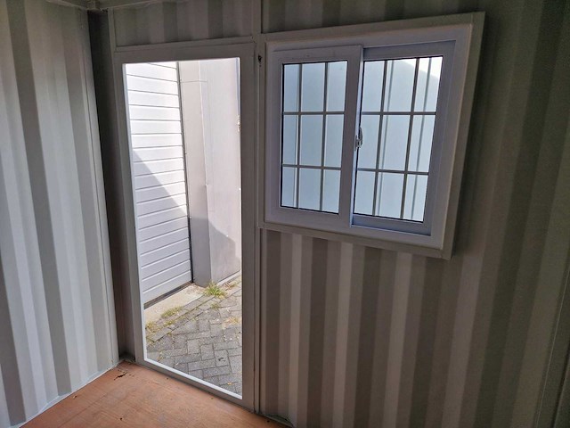 Lypu - 2025 - 8ft - zeecontainer met zijdeur en raam - afbeelding 2 van  8