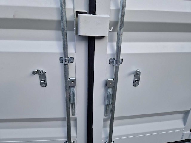 Lypu - 2025 - 9ft - container met zijdeur en zijraam - afbeelding 2 van  11