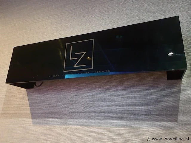 Lz display voor haarextensions - afbeelding 2 van  3
