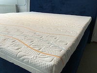 M-line gelfoam met latex topper b140 x l200 cm - afbeelding 4 van  11