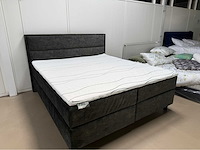 M-line green motion gelfoam met latex topper b160 x l200 cm - afbeelding 2 van  4