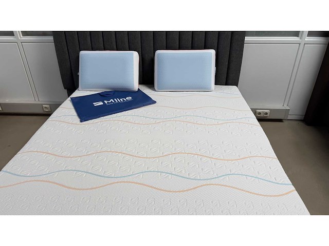 M-line superbe firm talalay latex anti-allergic matras b160 x l200cm - afbeelding 22 van  24