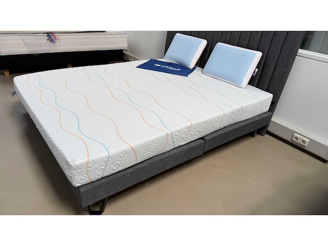 M-line superbe firm talalay latex anti-allergic matras b180 x l200cm - afbeelding 9 van  24