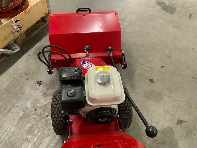 M. mulder sweep lv 75 h zelfrijdende veegmachine - afbeelding 5 van  7