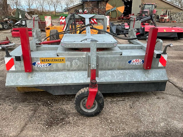 M sweep veegmachine - afbeelding 17 van  20