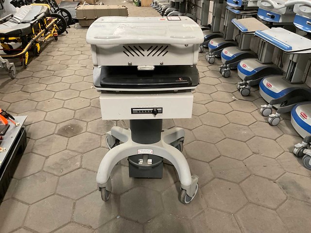 M&a hospital cart computer monitor - afbeelding 2 van  9