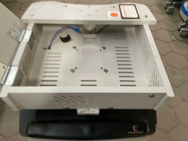 M&a hospital cart computer monitor - afbeelding 6 van  9