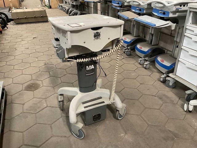 M&a hospital cart computer monitor - afbeelding 7 van  9