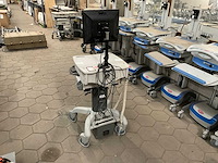 M&a hospital cart computer monitor - afbeelding 9 van  11