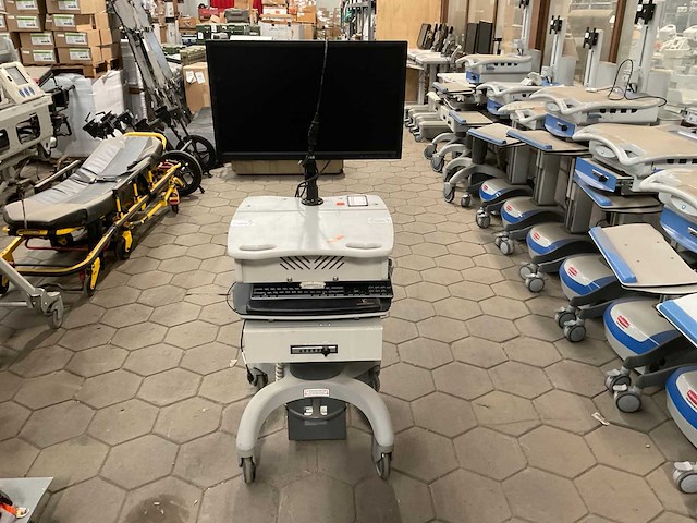 M&a hospital cart computer monitor - afbeelding 4 van  11