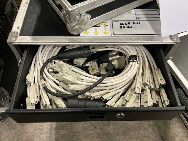 Ma lighting 12x3.7kw dimmerrack - afbeelding 6 van  7