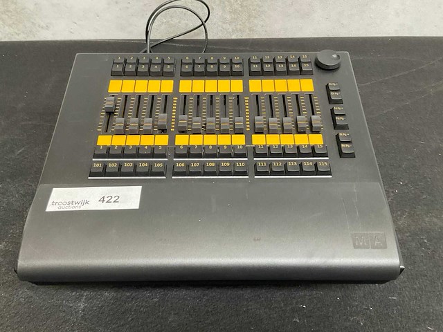 Ma lighting grandma2 faderwing lichtconsole - afbeelding 2 van  4