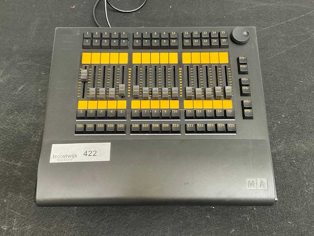 Ma lighting grandma2 faderwing lichtconsole - afbeelding 3 van  4