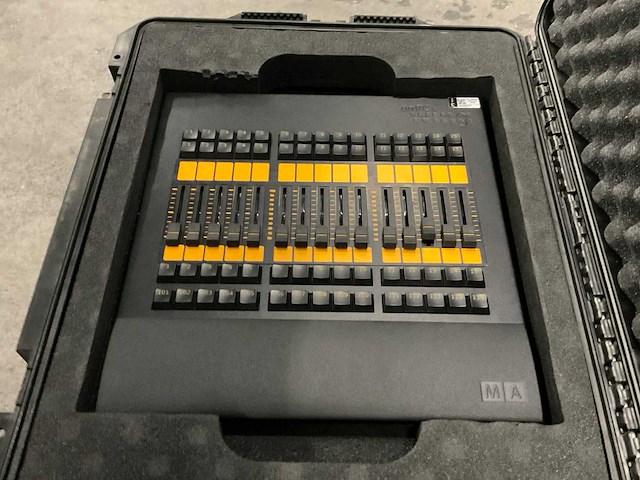 Ma lightning onpc command / fader wing stuurtafel (2x) - afbeelding 2 van  14