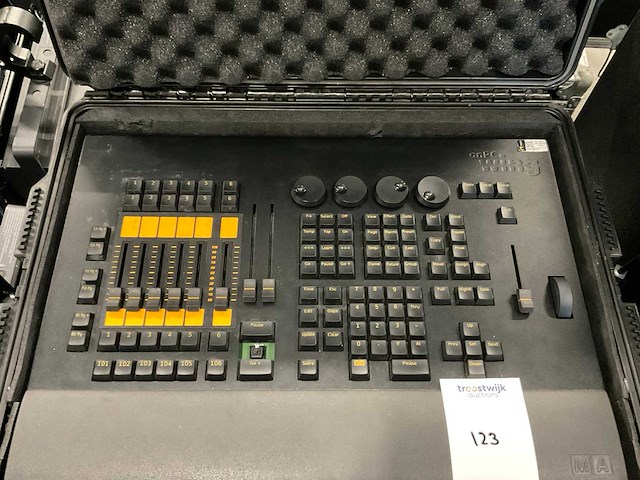 Ma lightning onpc command / fader wing stuurtafel (2x) - afbeelding 8 van  14