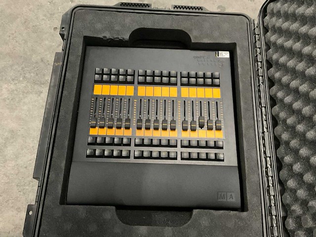 Ma lightning onpc command / fader wing stuurtafel (2x) - afbeelding 14 van  14